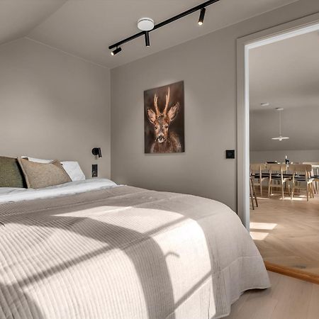 The Loft - Central Top Floor Apartment With 4 Bedrooms Тромсьо Екстериор снимка